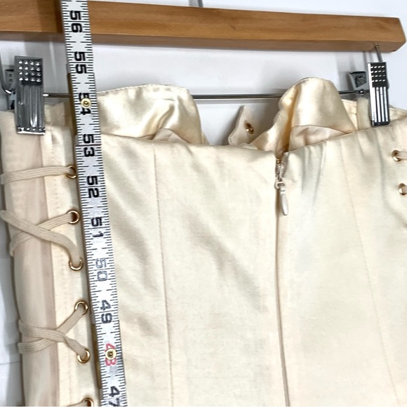 Oh Polly Callidora Lace Up Dress Gown Ivory Size US 4 NWT - Picture 12 of 15